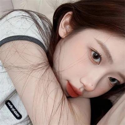企业家之子晒豪宅名表，品牌方解约，72小时引热议
